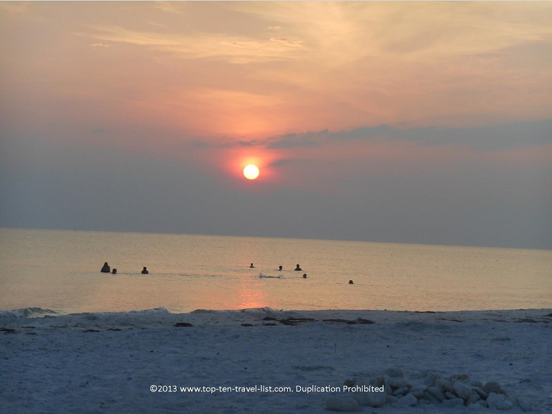 Gorgeous sunset at Honeymoon Island State Park near Dunedin, Florida 