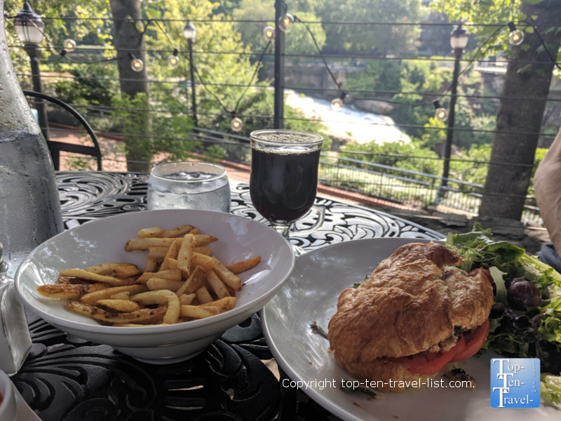 Best restaurants in Greenville, South Carolina 