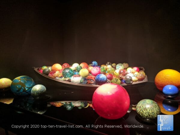 Amazing glass blown art at the Chihuly Collection in St. Petersburg, Florida 