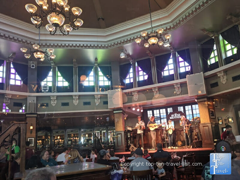 Live entertainment at Raglan Road Disney Springs