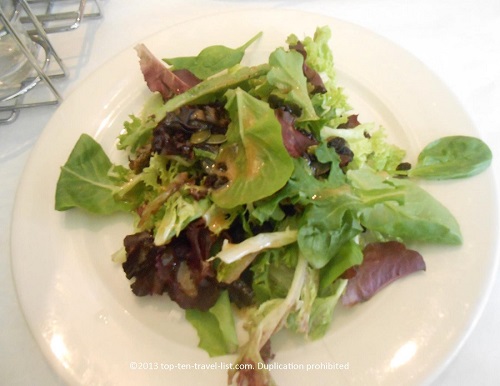 Le Petit Triangle Cafe - Cleveland