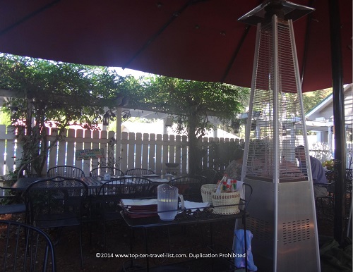 A Low Country Backyard Restaurant - Hilton Head Island