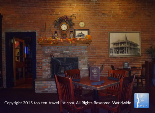 Charly's Pub and Grill - Flagstaff