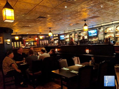 The Lansdowne Irish Pub - Uncasville