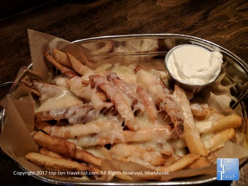 The Lansdowne Irish Pub - Uncasville