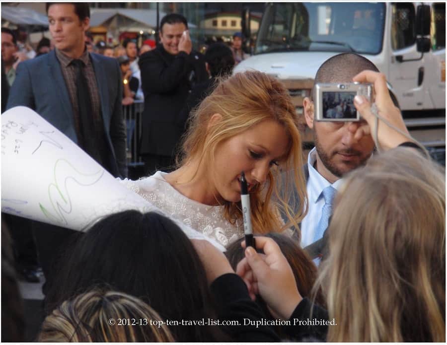 Blake Lively at Green Lantern premiere