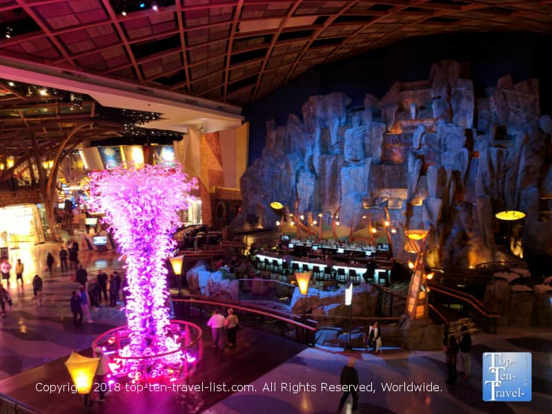 Beautiful art sculpture at the Mohegan Sun in Connecticut