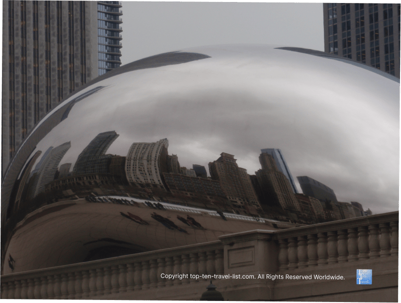 City reflection the bean in Chicago