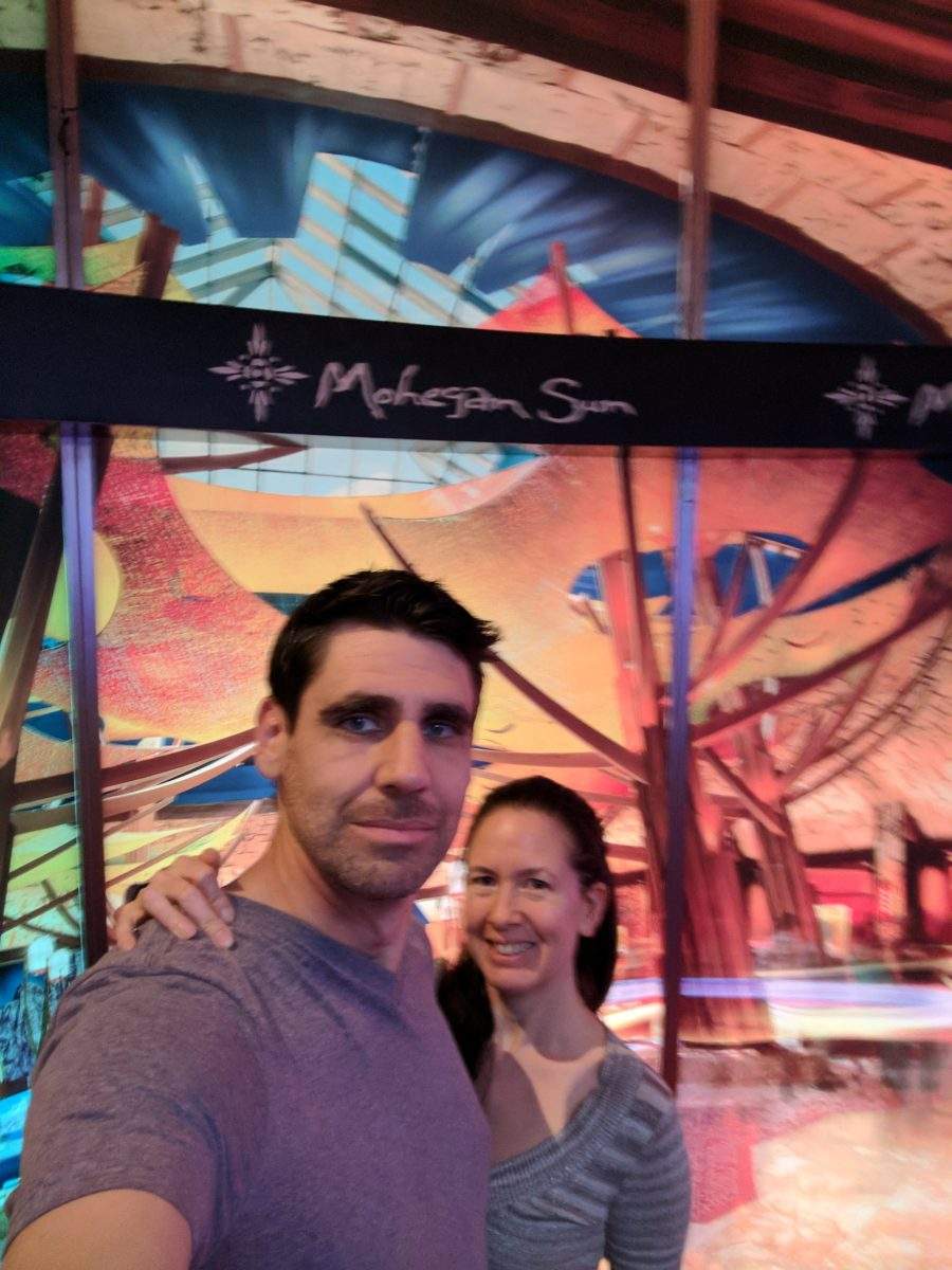 Mohegan Sun photo opp