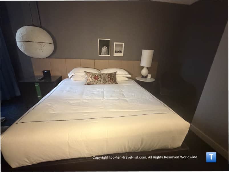 Room at the Kimpton Gray in Chicago