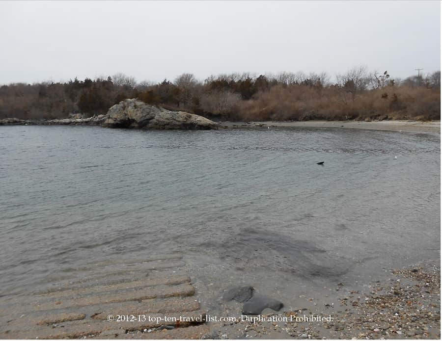 Quiet day at Jamestown Beach
