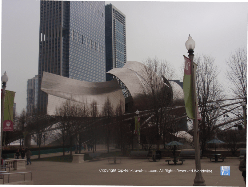 Art piece at Millennium Park in Chicago