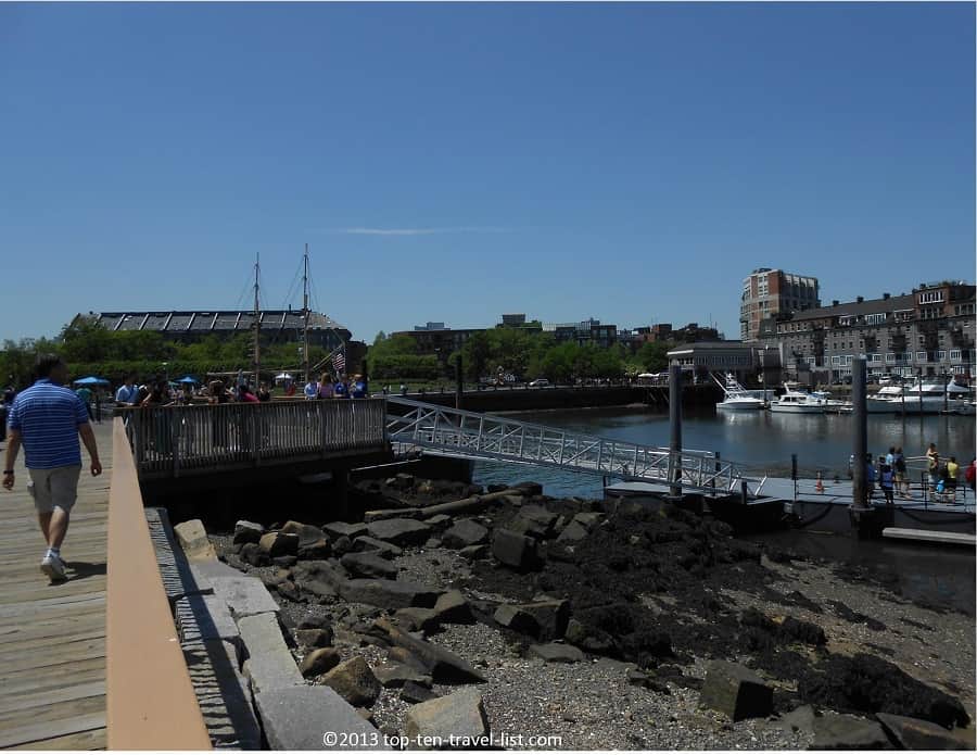 Long Wharf trail in Boston 