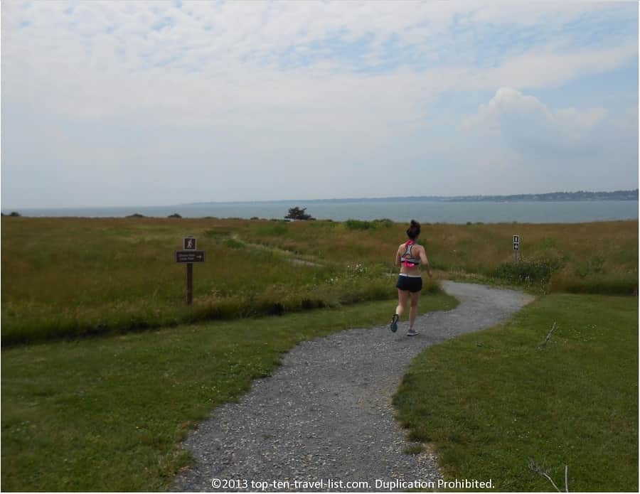 Ocean View Loop at Sachuest Point National Wildlife Refuge 