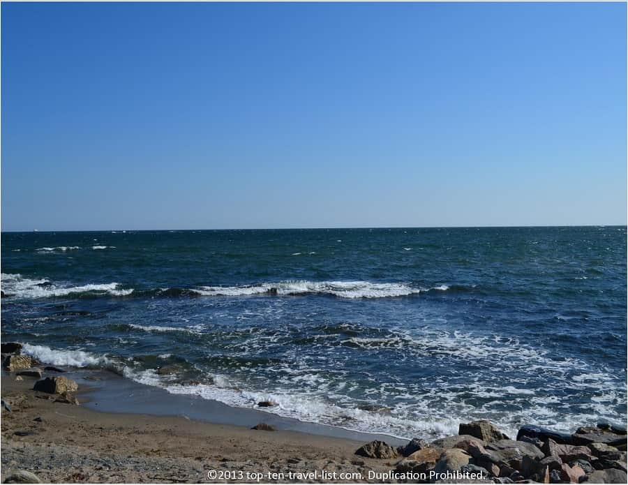 Ocean Drive water scenery in Newport
