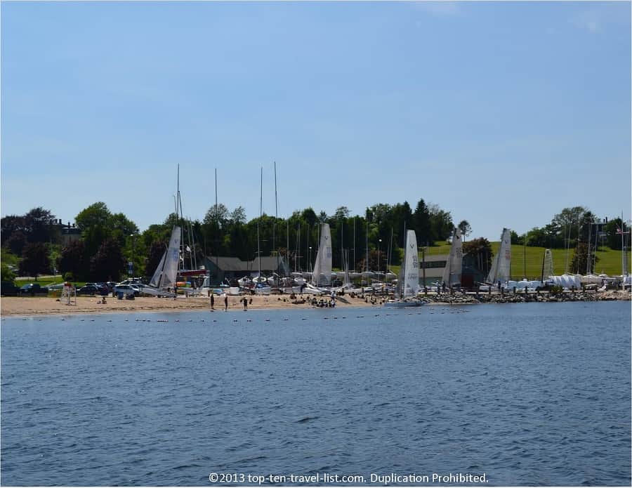 J World Sailing School 