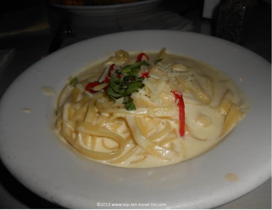 Rick's Cafe - Randolph, MA - Alfredo pasta
