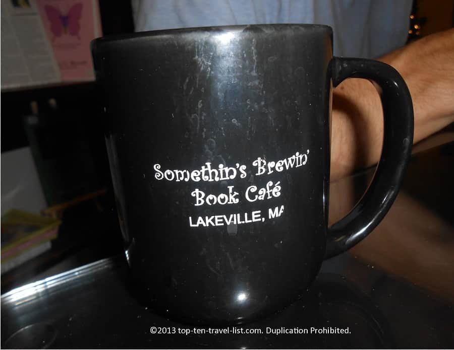 Somethin's Brewin' Coffee Shop - Lakeville, MA