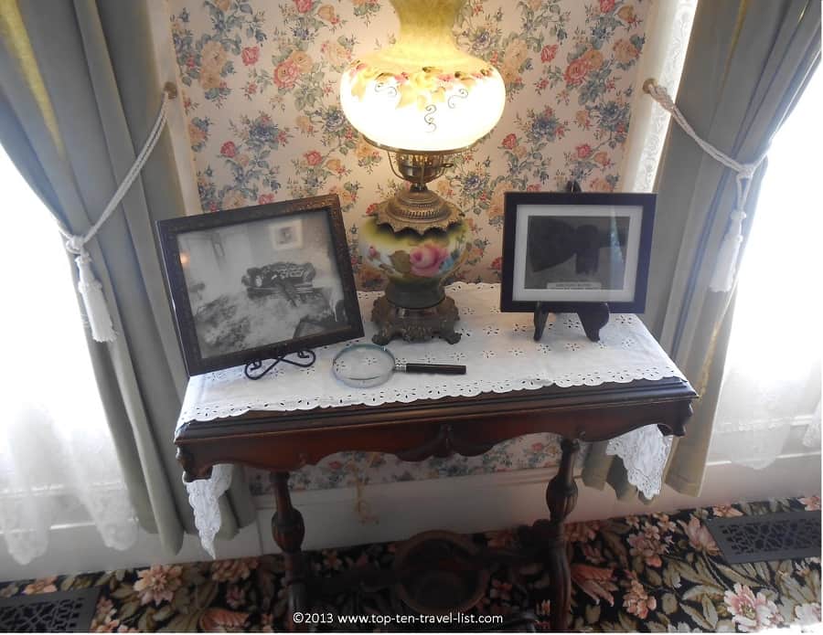 Picture of the hatchet in the Lizzie Borden house 