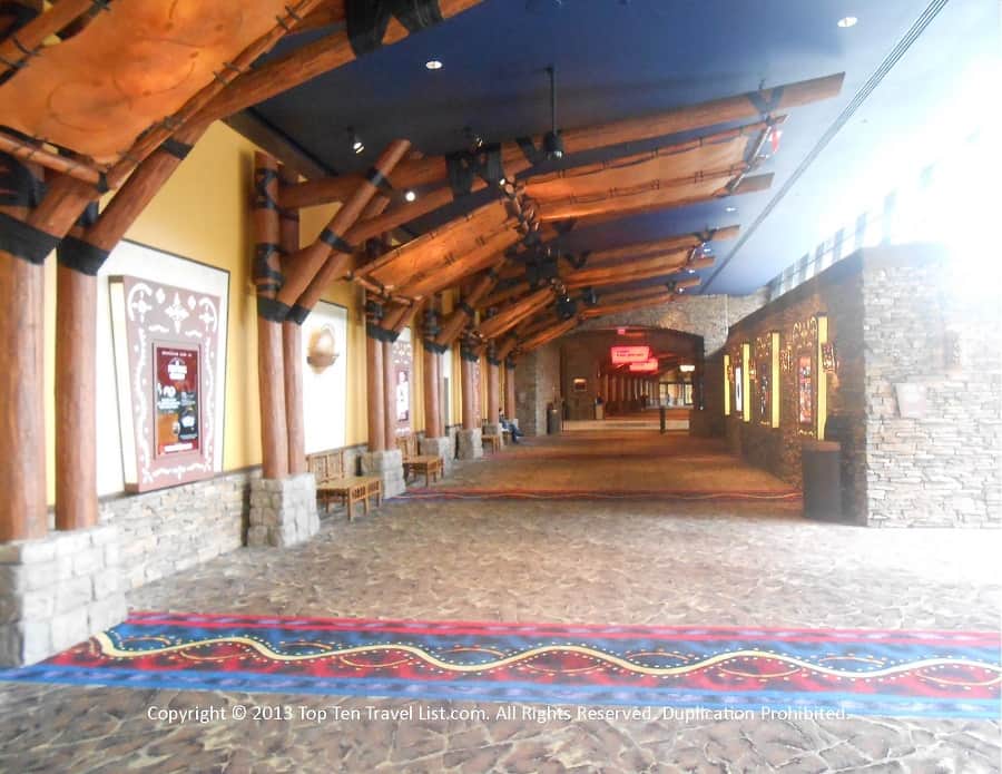 Mohegan Sun Native American theme 
