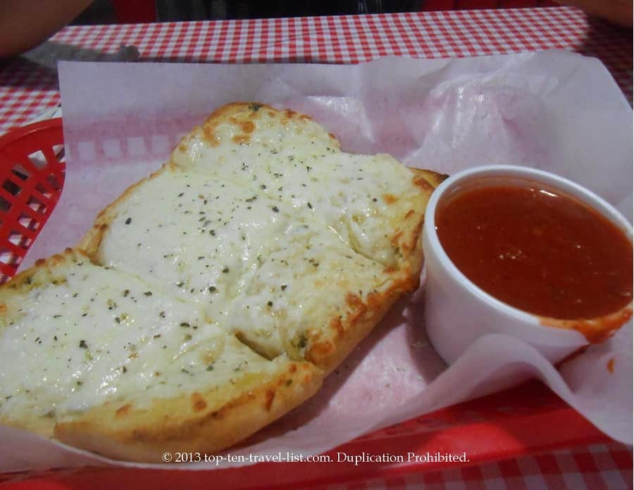 Garlic cheese bread