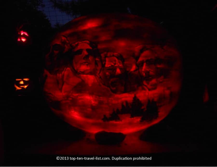 Mt Rushmore Jack O'Lantern 