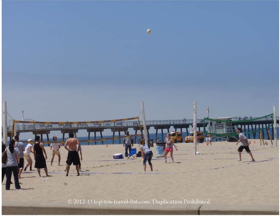 Hermosa volleyball players