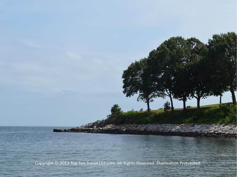 Hole in the Wall beach in Niantic CT