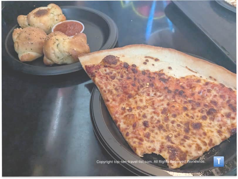 Louie's NY style pizza at Universal Studios