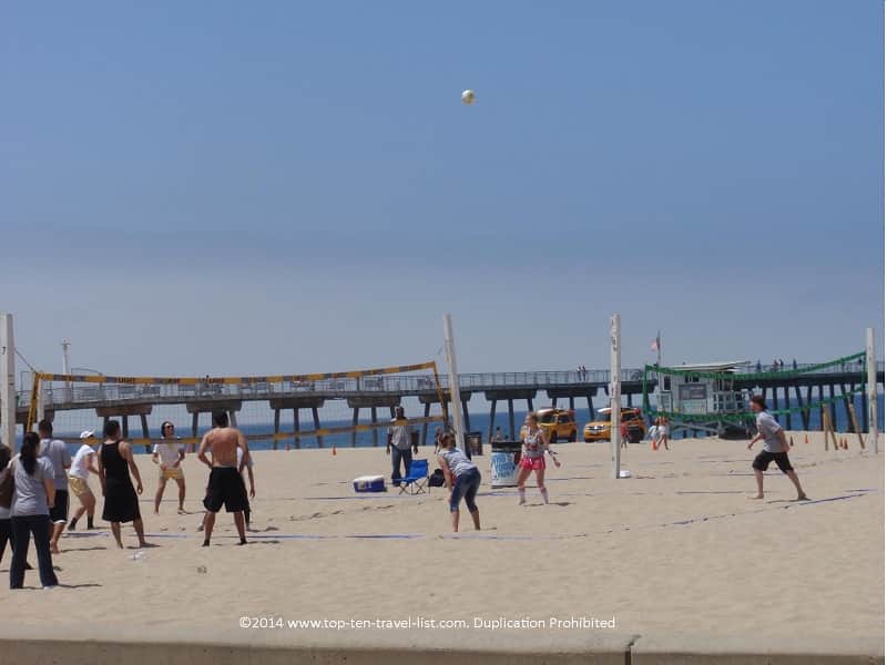 Hermosa Beach volleyball game