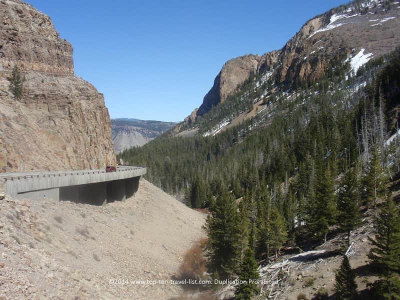 Scenic drive in Yellowstone National Park
