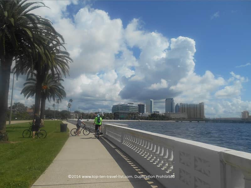 A view of Tampa's downtown from the Bayshore Blvd.