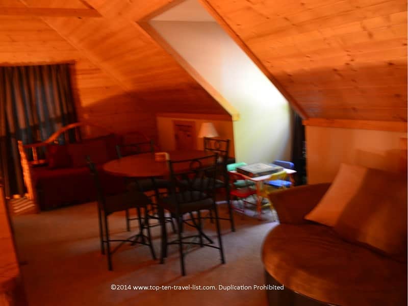 Loft of Appalachian Promise - Mount Laurel Cabin Rentals - Blue Ridge, Georgia
