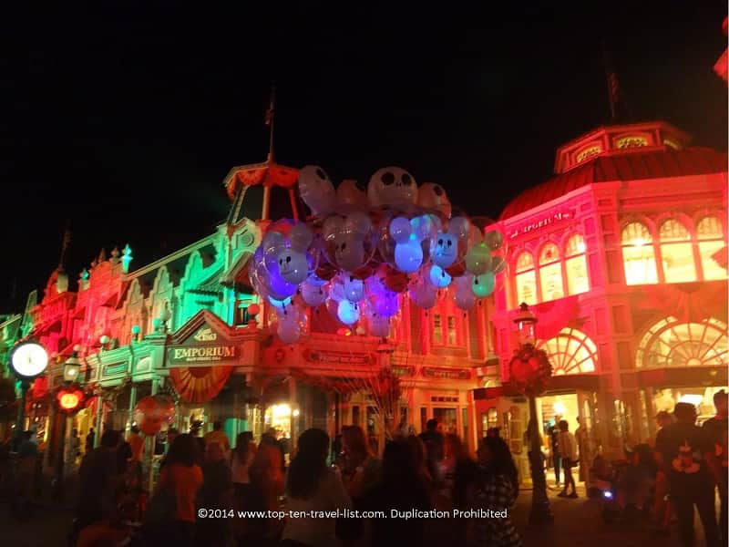 Halloween Disney balloons 