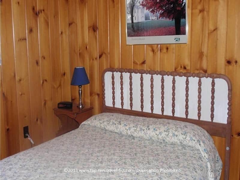 Rustic room at the Kitzhof Inn - West Dover, Vermont