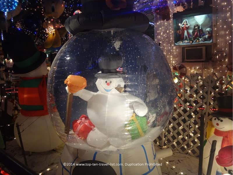 Oakdale house Florida Frosty display 