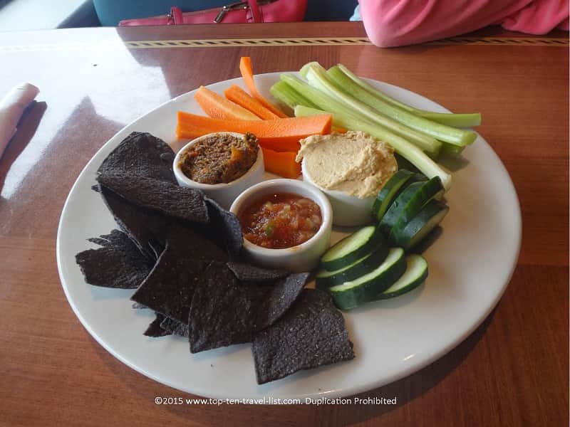 Hummus plate at Ethos Vegan Kitchen
