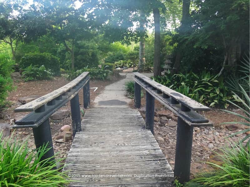 Scenic walking path at Beaumont Botanical Garden 