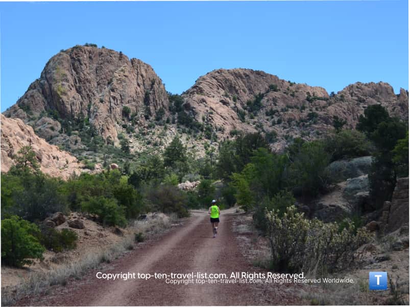 Jogging on the Peavine trail