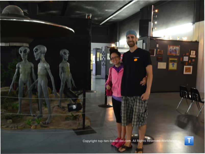 Photo opp at the UFO Museum in Roswell 