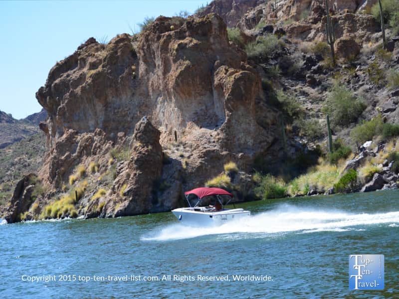 Beautiful mountain scenery on the Dolly Steamboat in Southern Arizona