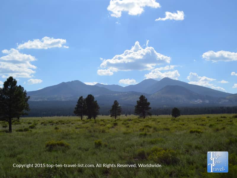 Beautiful mountain views along the Sunset Crater - Wupatki loop scenic drive 