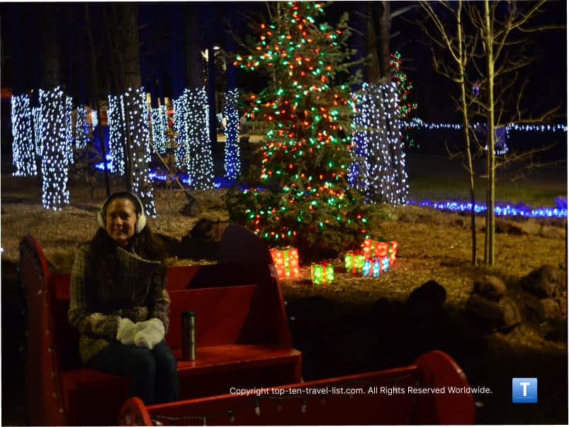 Bearizona Christmas sleigh photo opp
