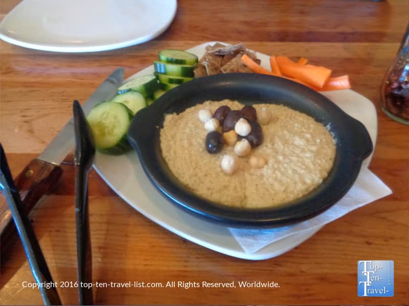 Picazzos Flagstaff hummus appetizer