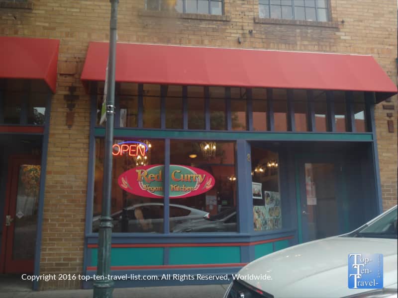 Red Curry Vegan Kitchen in Flagstaff