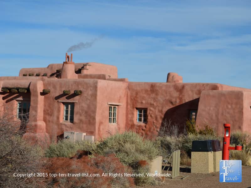 The historic Painted Desert Inn within the Petrified National Forest 