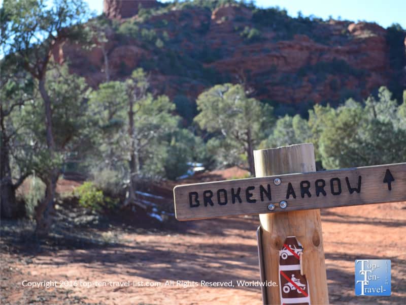 Broken Arrow hiking trail sign in Sedona