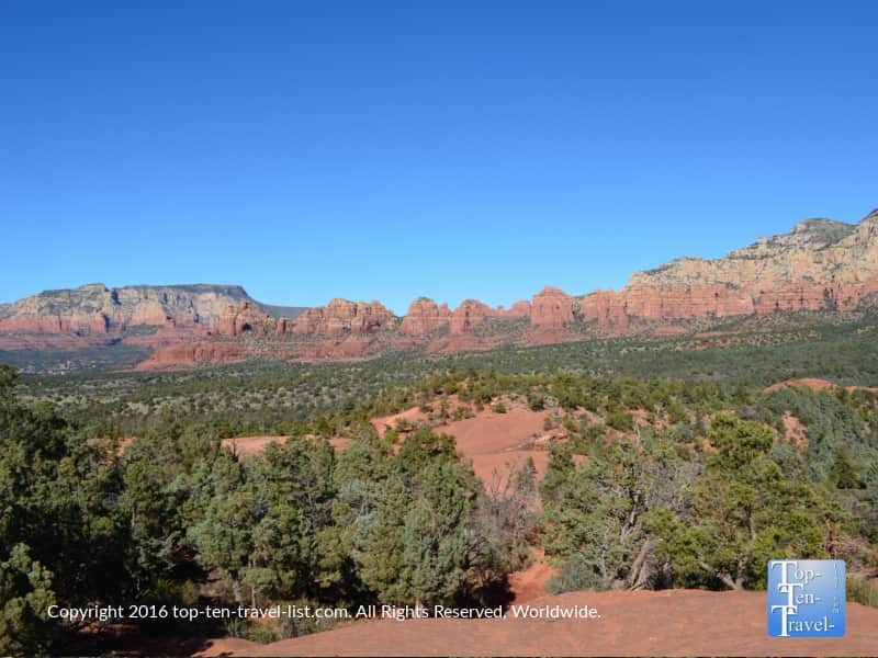 Red rock panoramic views along the Broken Arrow trail in Sedona