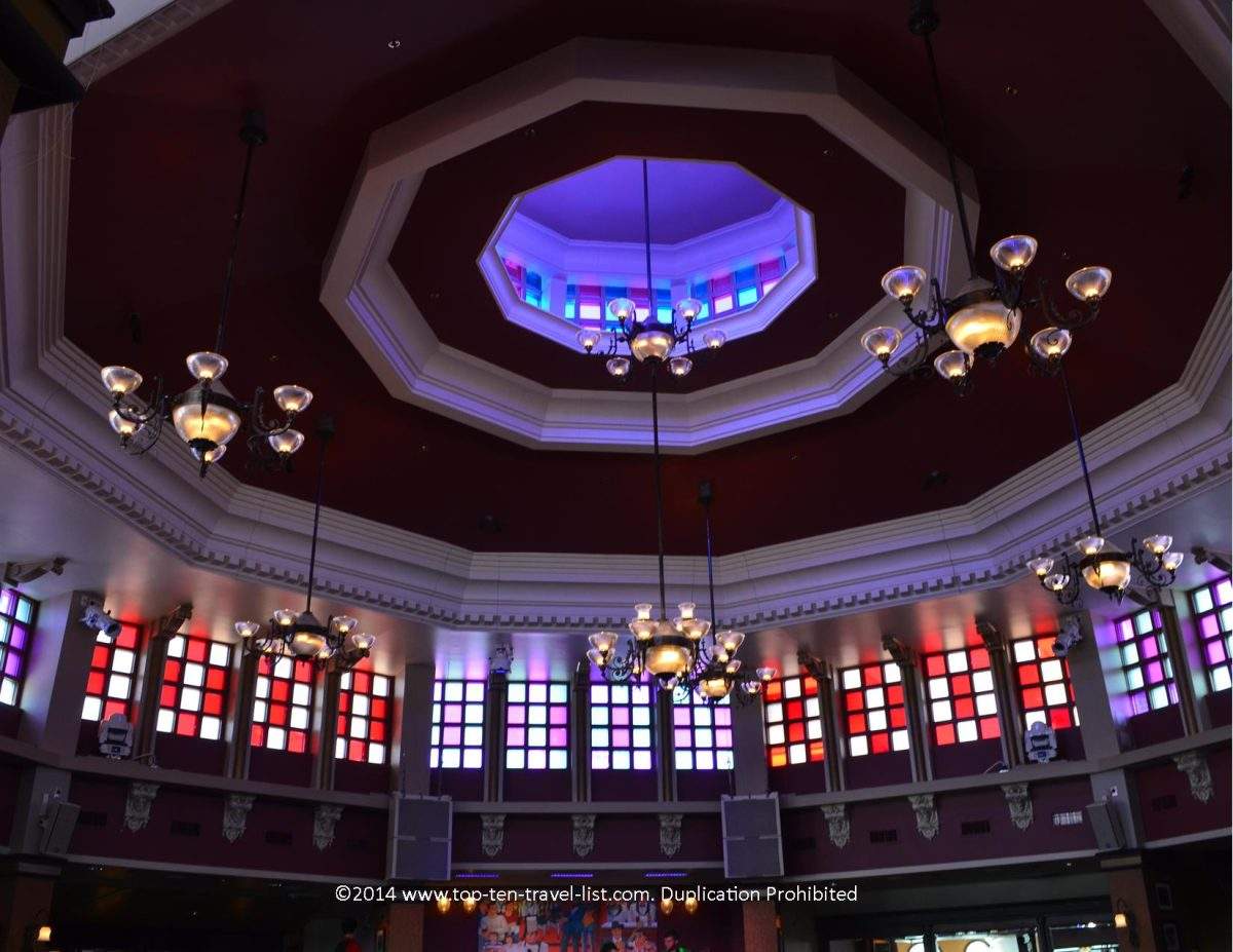 Domed ceiling at Ragland Road Irish Pub