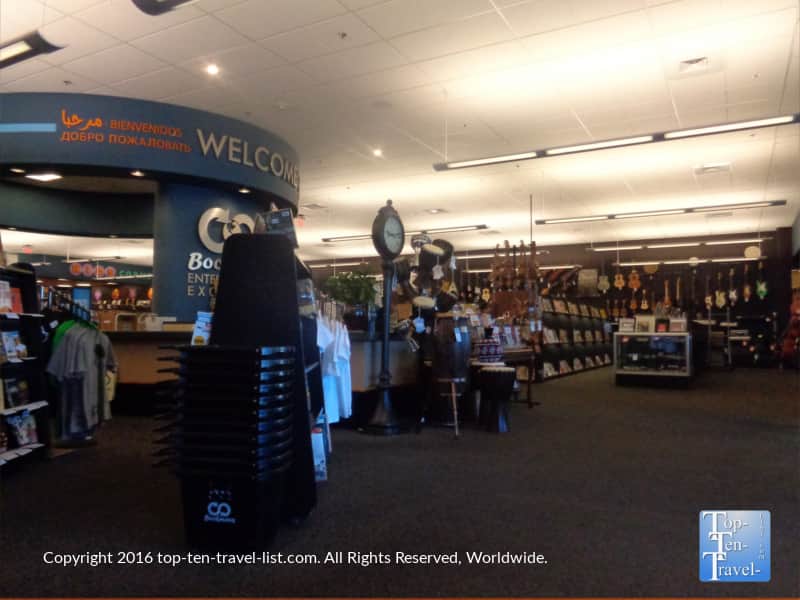 Interior of Bookmans in Flagstaff 